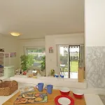 Apartment Petronella - Gardagate