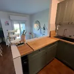 Petronella - Gardagate Apartment