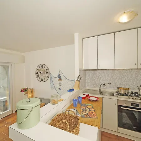 Apartment Petronella - Gardagate *