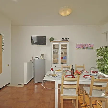 Petronella - Gardagate Apartment Soiano Del Lago